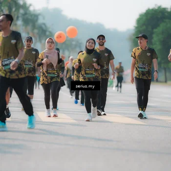 Runner Photo 6441347