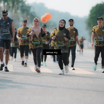 Runner Photo 6441369