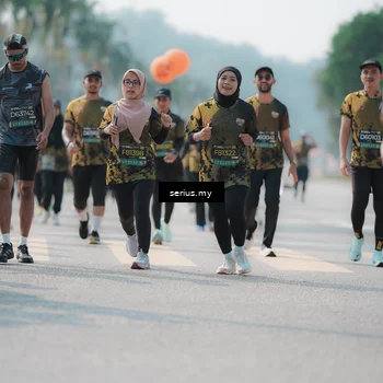 Runner Photo 6441371