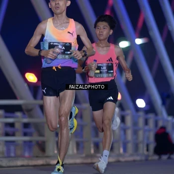 Runner Photo 6441377
