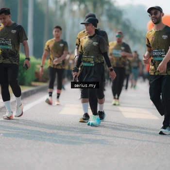 Runner Photo 6441451