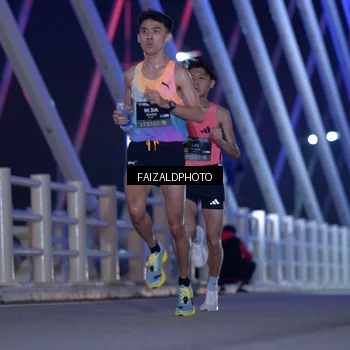 Runner Photo 6441495
