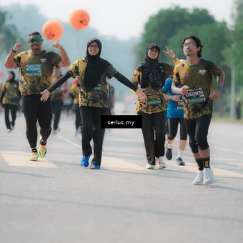 Runner Photo 6441505