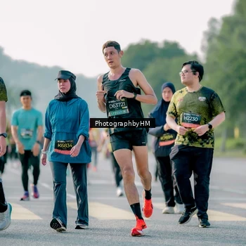 Runner Photo 6441519
