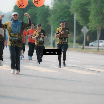 Runner Photo 6441572
