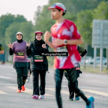 Runner Photo 6441578