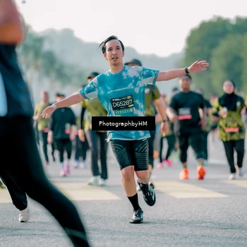 Runner Photo 6441641