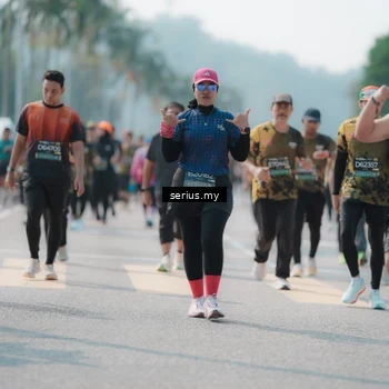 Runner Photo 6441750