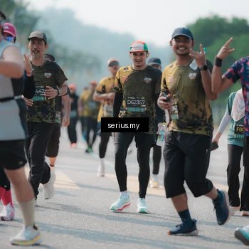Runner Photo 6441763
