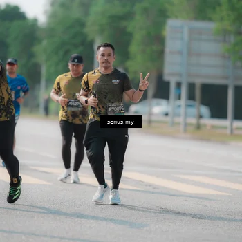 Runner Photo 6441845