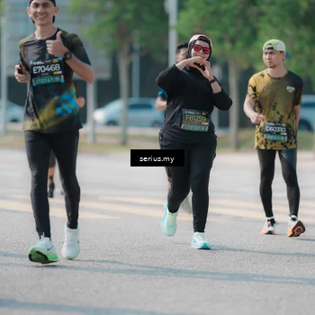 Runner Photo 6441993