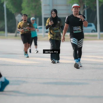 Runner Photo 6442031