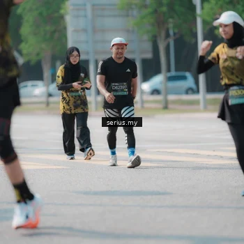 Runner Photo 6442036