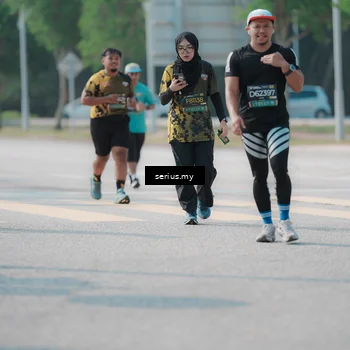 Runner Photo 6442050