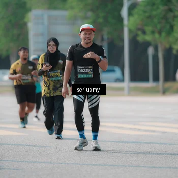Runner Photo 6442056