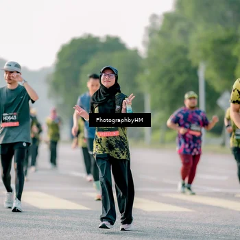 Runner Photo 6442082
