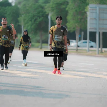 Runner Photo 6442093