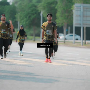 Runner Photo 6442097