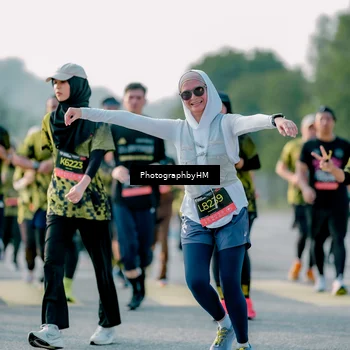 Runner Photo 6442101