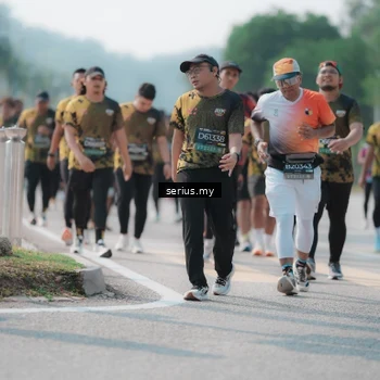 Runner Photo 6442117