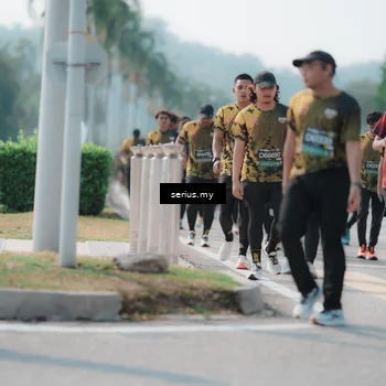 Runner Photo 6442120