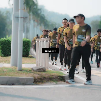 Runner Photo 6442124