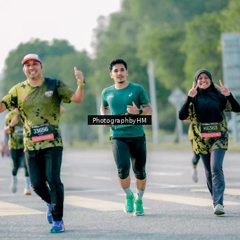Runner Photo 6442137