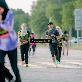 Runner Photo 6442139