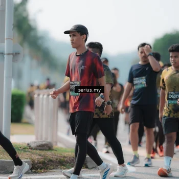 Runner Photo 6442151