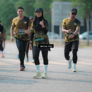 Runner Photo 6442163