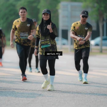 Runner Photo 6442165