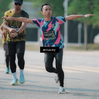 Runner Photo 6442183
