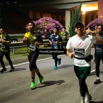 Runner Photo 6442185