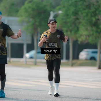 Runner Photo 6442200