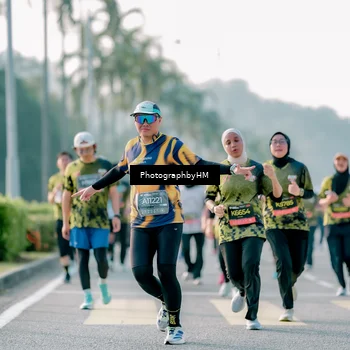 Runner Photo 6442206