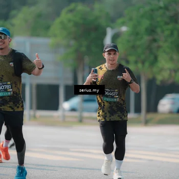 Runner Photo 6442208
