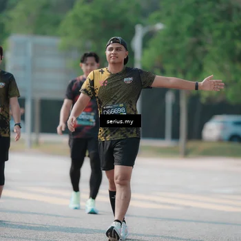 Runner Photo 6442210