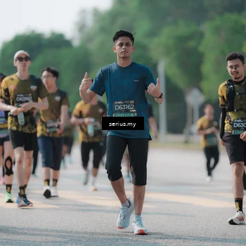 Runner Photo 6442247