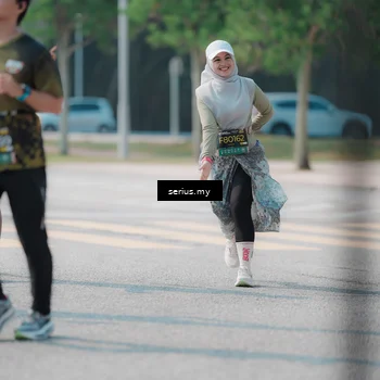 Runner Photo 6442314