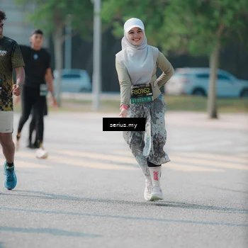 Runner Photo 6442322