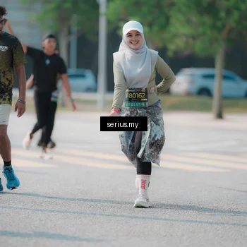 Runner Photo 6442325