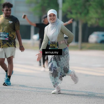 Runner Photo 6442335