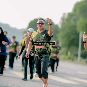 Runner Photo 6442336