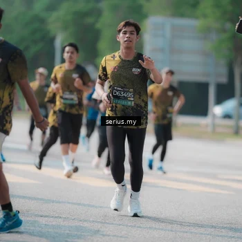 Runner Photo 6442361