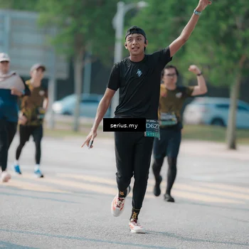 Runner Photo 6442366