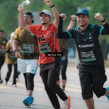 Runner Photo 6442391