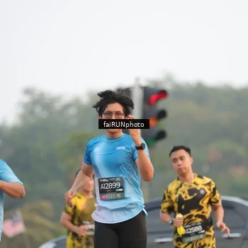 Runner Photo 6442393