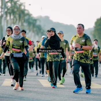 Runner Photo 6442398
