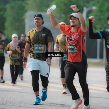 Runner Photo 6442399