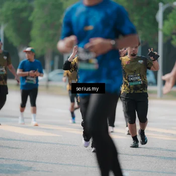 Runner Photo 6442419